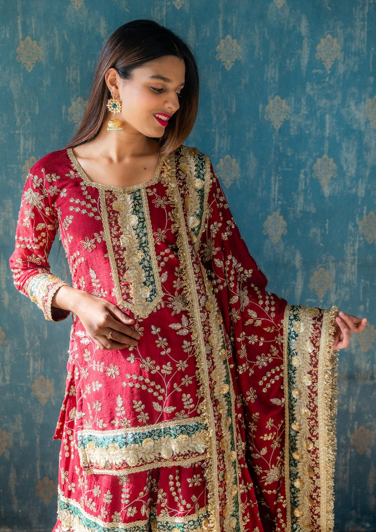 Begum gharara — angle, Husnaraa
