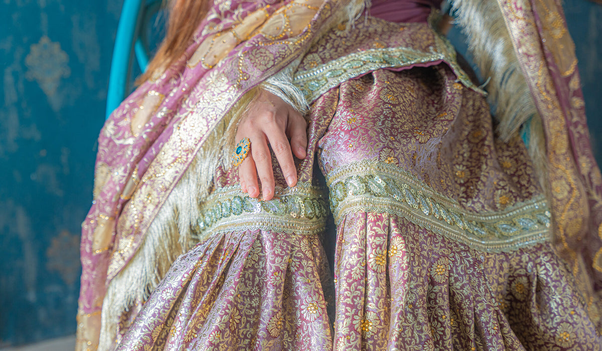 Dastaan gharara — angle, Husnaraa