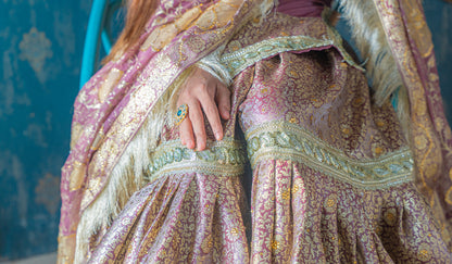 Dastaan gharara — angle, Husnaraa