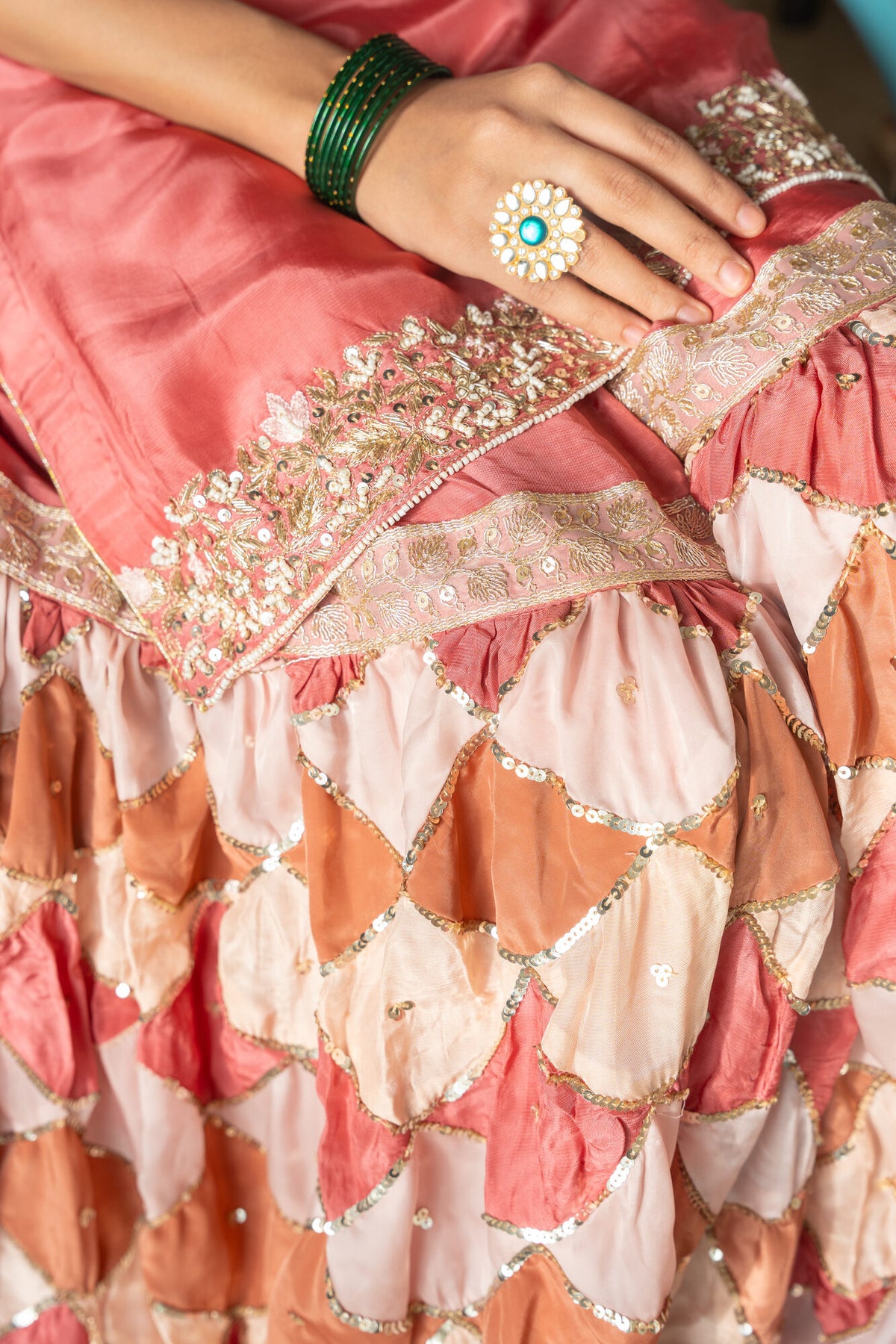 Khwaab gharara — angle, Husnaraa