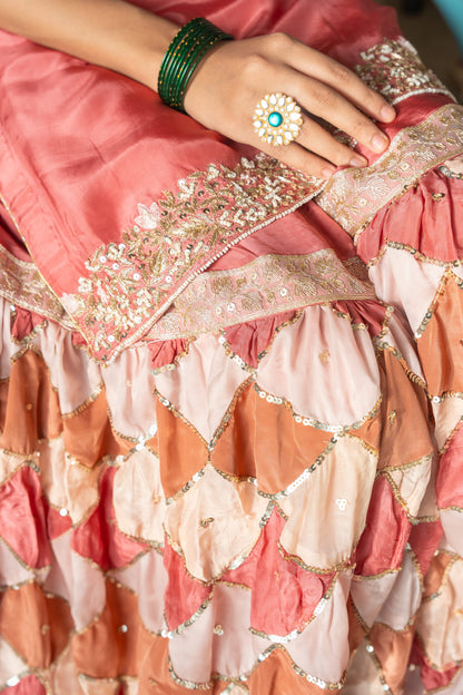 Khwaab gharara — angle, Husnaraa