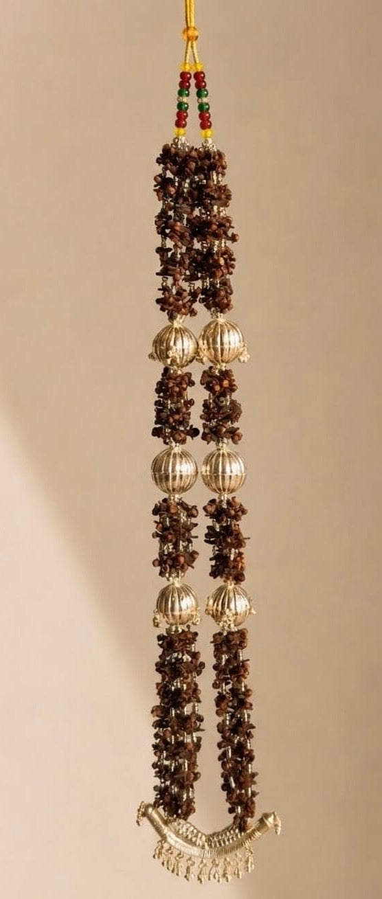 Laungeen tasseled necklace - 80g, 5 Ladis