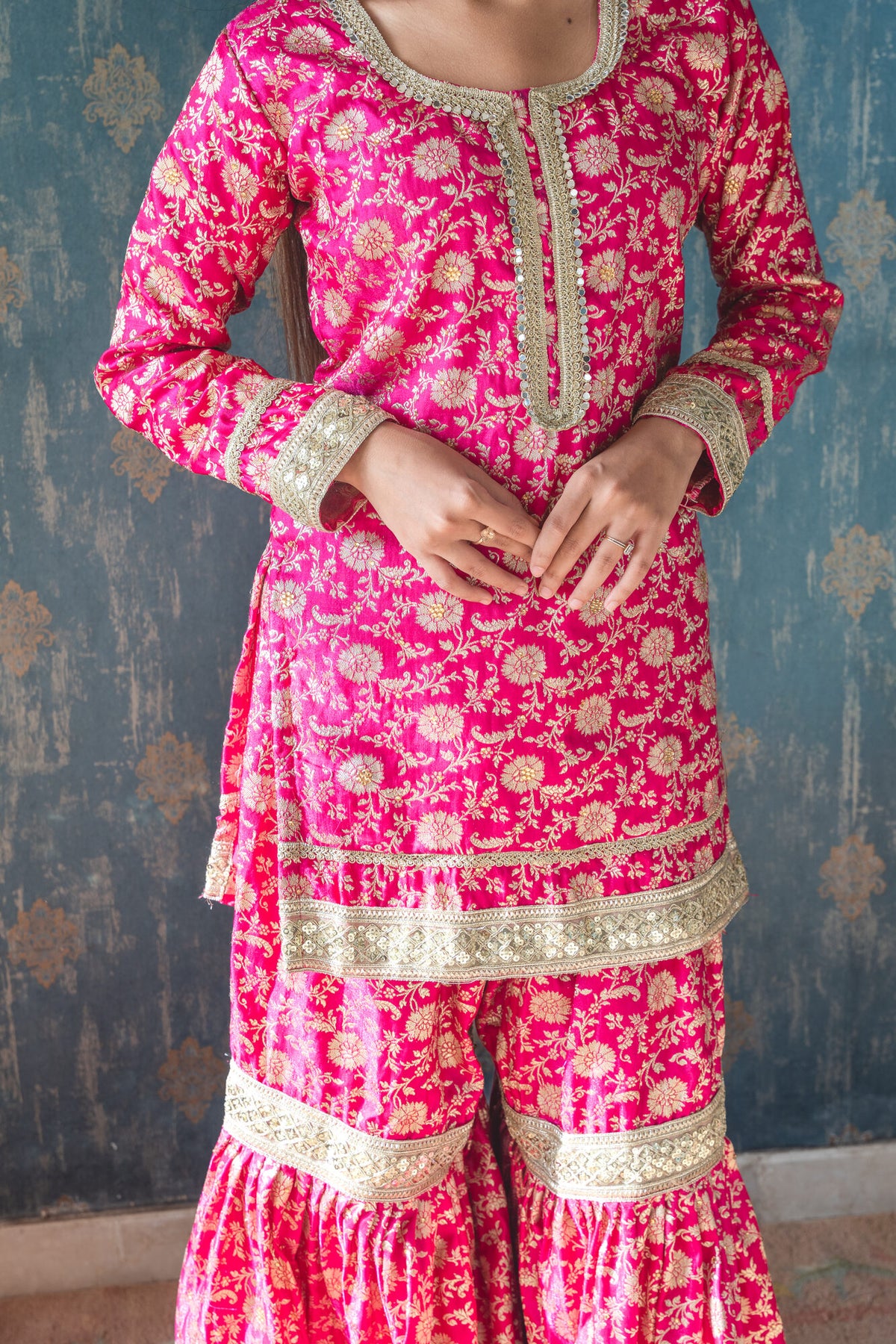 Rani gharara — angle, Husnaraa