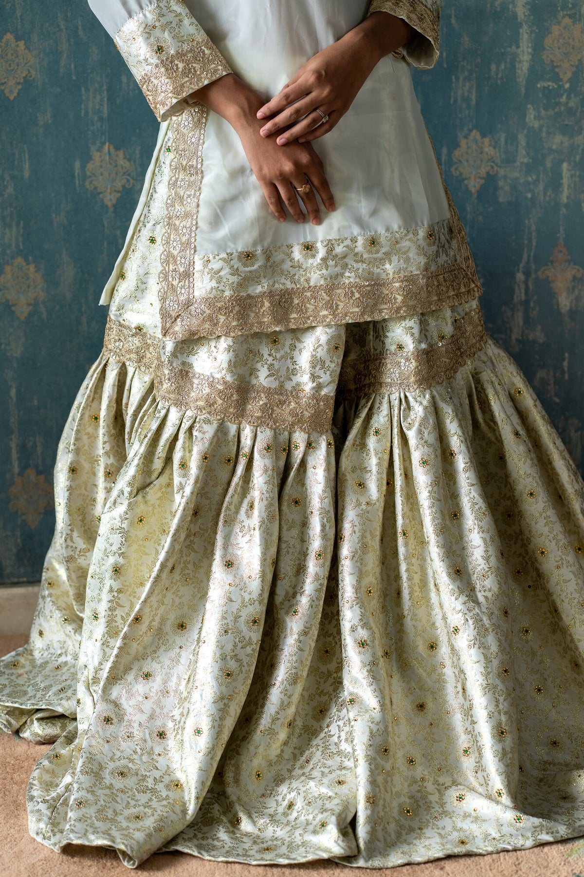 Ruhaani gharara — angle, Husnaraa