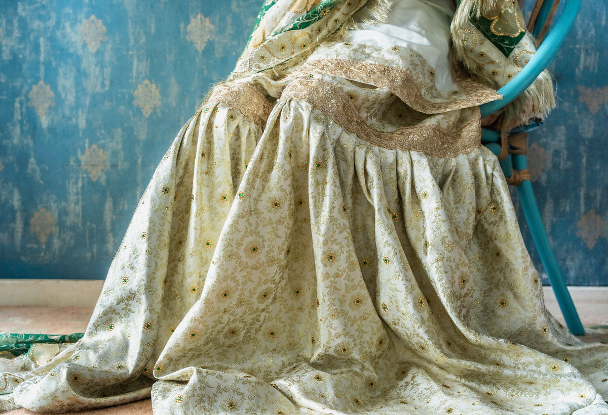 Ruhaani gharara — angle, Husnaraa